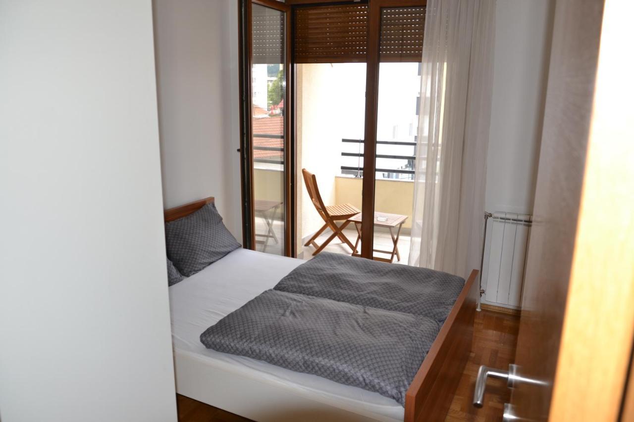 Apartment Lazarus Banja Luka Extérieur photo