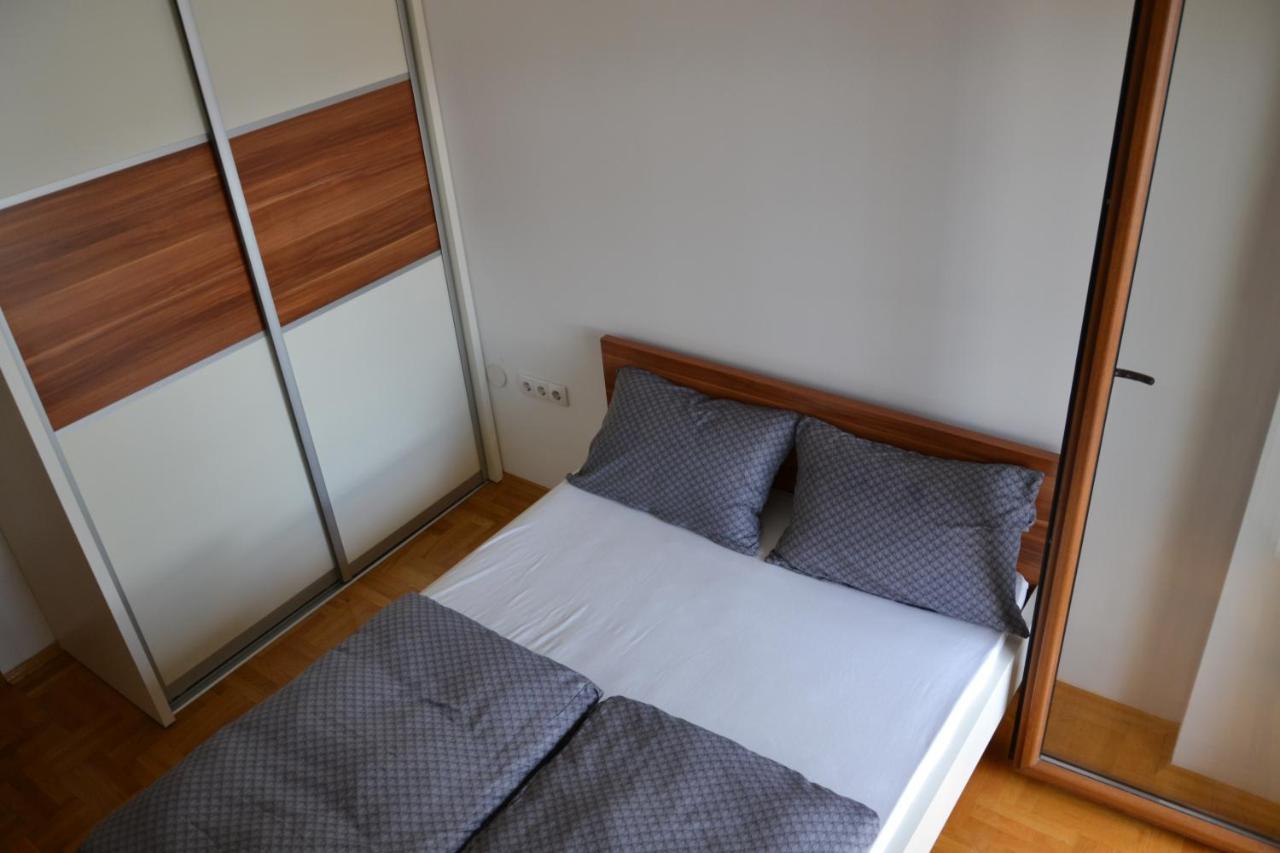 Apartment Lazarus Banja Luka Extérieur photo